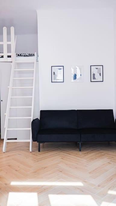 Apartment Klimatyczne W Historycznej Pradze - Stadion Narodowy, Centrum *